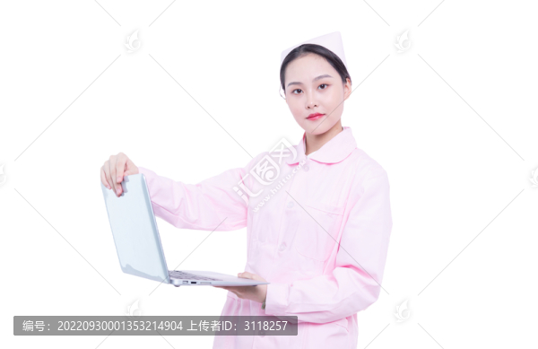 使用筆記本電腦的年輕女醫(yī)生