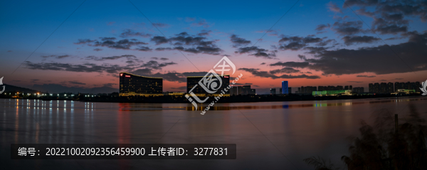 魁浦大橋的夕陽