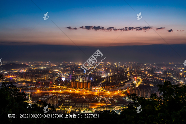 鼓山遠(yuǎn)眺福州