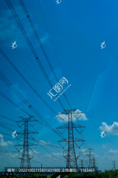 電壓線塔