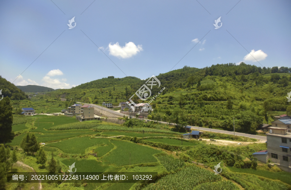 鄉(xiāng)間田野風光