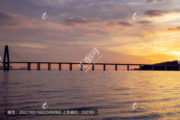 丁字灣跨海大橋海岸日出