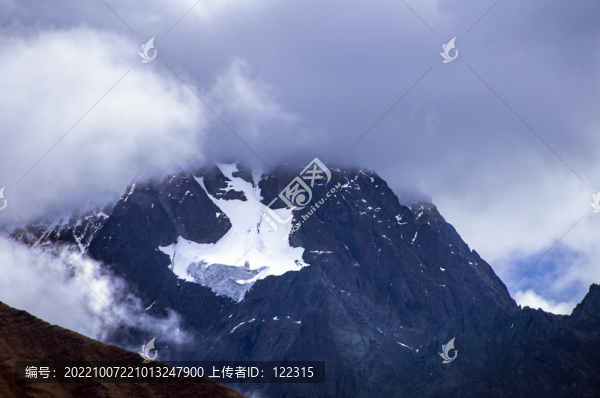 高山寒冷