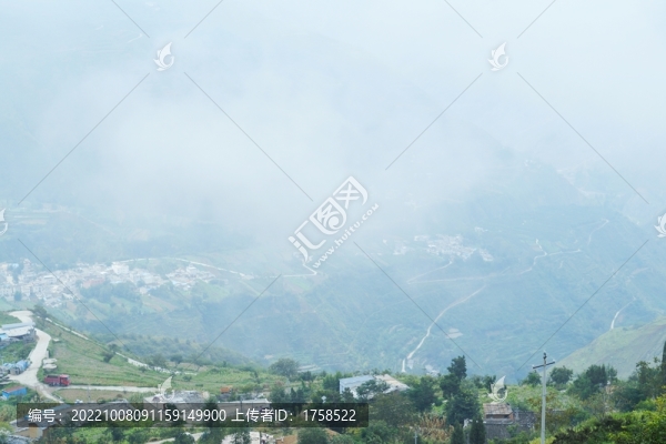 云南山村