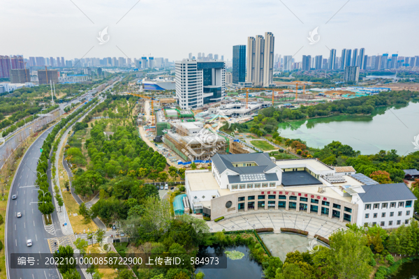 航拍武漢市婦女兒童活動中心