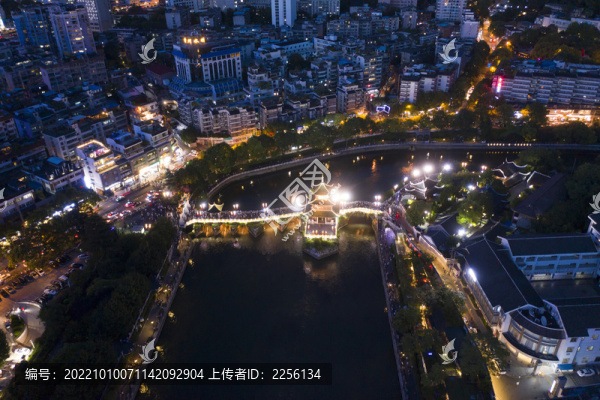 甲秀樓夜景