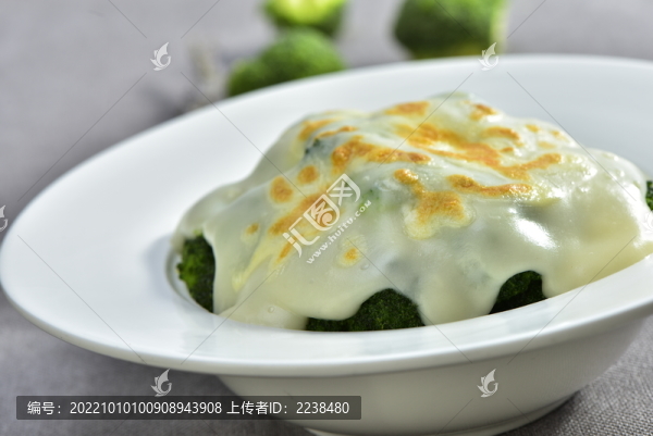 芝士白汁焗西蘭花