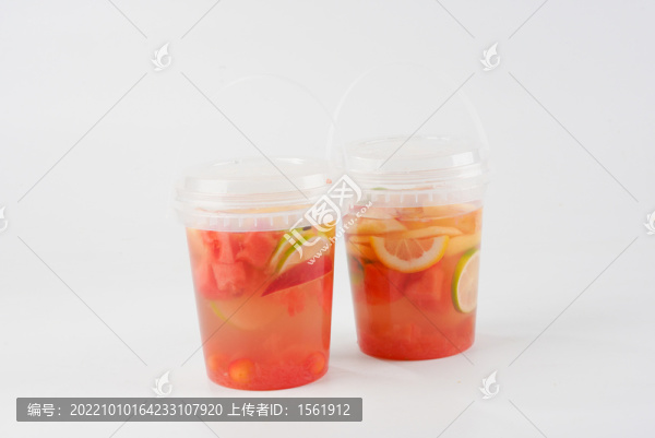 網(wǎng)紅噸噸桶水果茶