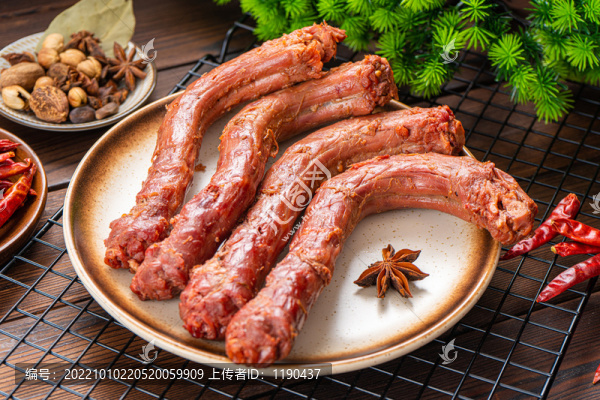 麻辣鴨脖