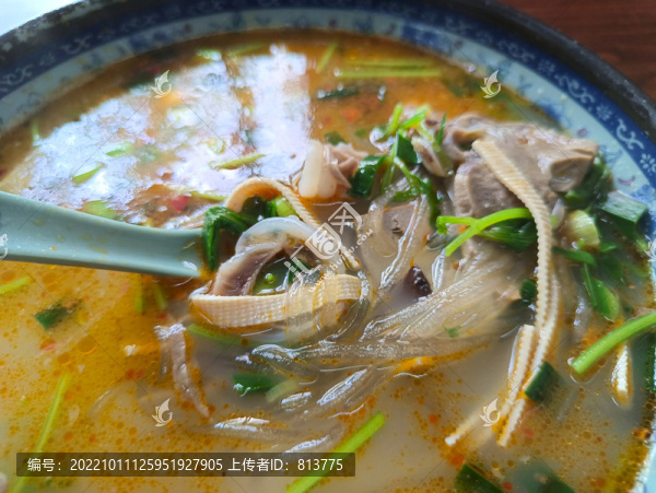 美味羊雜湯