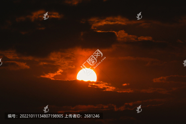 夕陽(yáng)