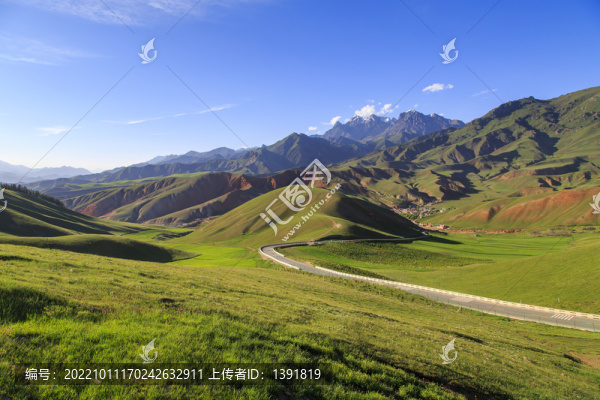 青海祁連卓爾山風景區(qū)