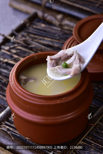 燉肚條湯