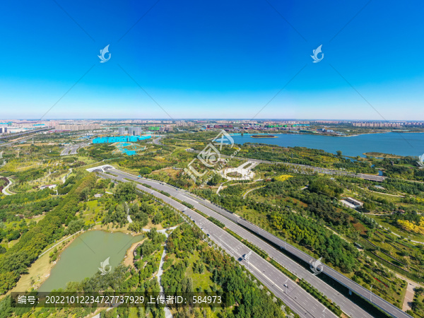 航拍鄭州市森林公園鳳山園區(qū)