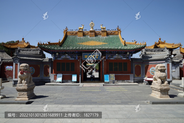 席力圖召山門