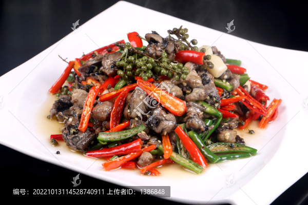 雙椒烏雞