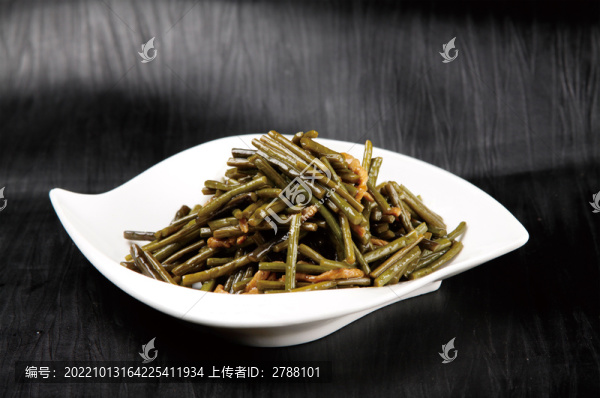 肉絲蕨菜