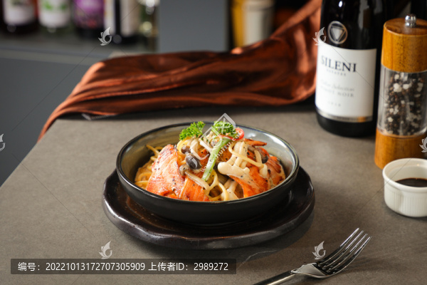 三文魚意大利面