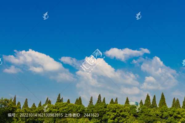 湖南長沙烈士公園藍天白云