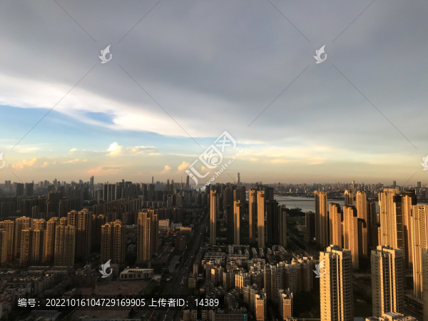 黃昏下的漢陽全景