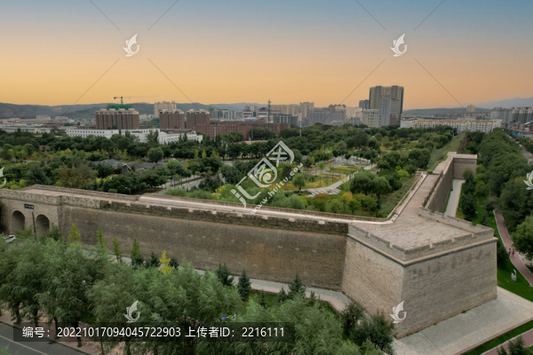 寧夏固原明代古城墻遺址