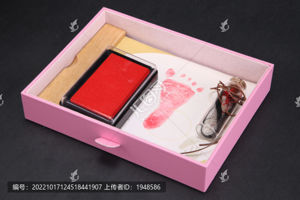 粉色寶寶記憶盒