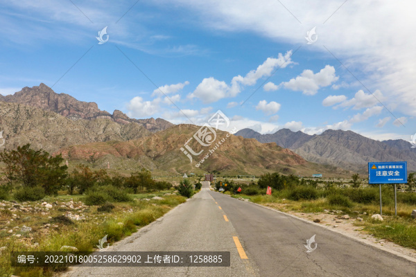 寧夏賀蘭山秋色