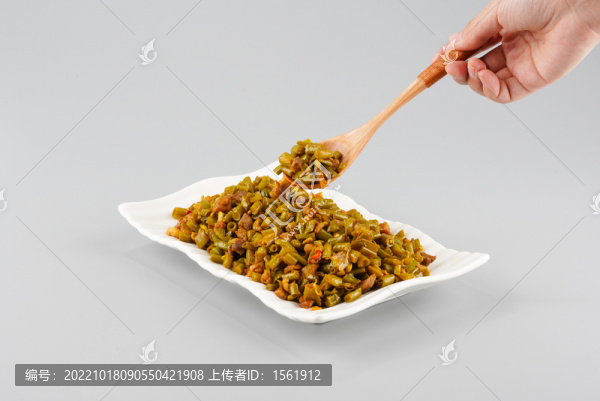 酸豆角炒肉