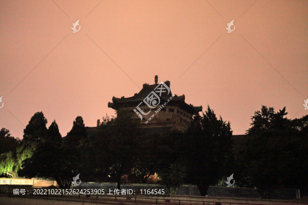 武漢大學(xué)