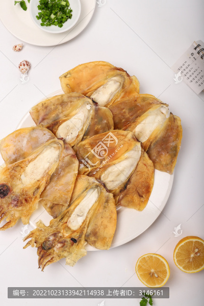 墨魚(yú)干