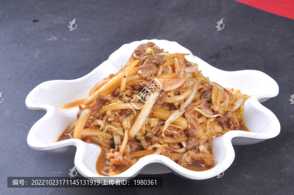 家常羊肉炒白菜