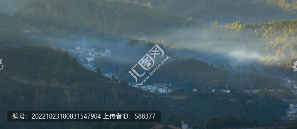 寬幅群山山巒山谷風(fēng)光照片
