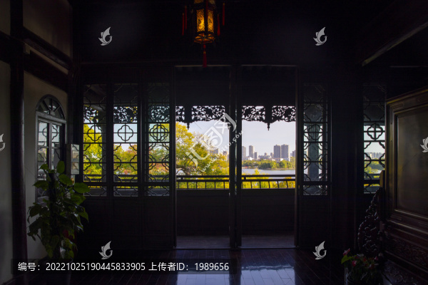 湖心島煙雨樓