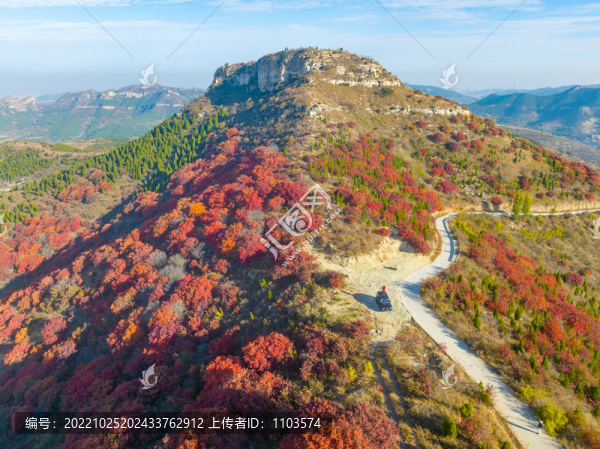 航拍濟(jì)南丁子寨紅葉