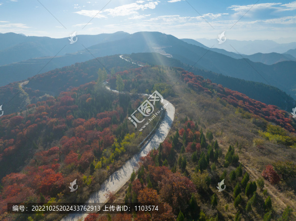 航拍濟南丁子寨紅葉