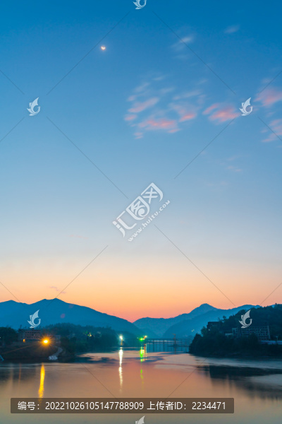 渠江晨光