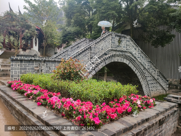 仿古拱形小橋