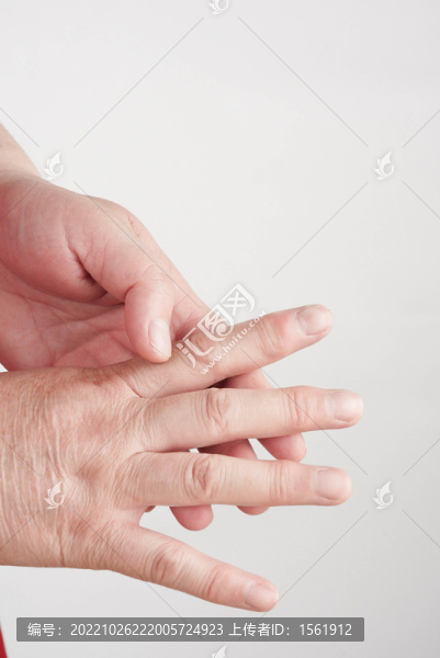 腱鞘炎手指疼痛