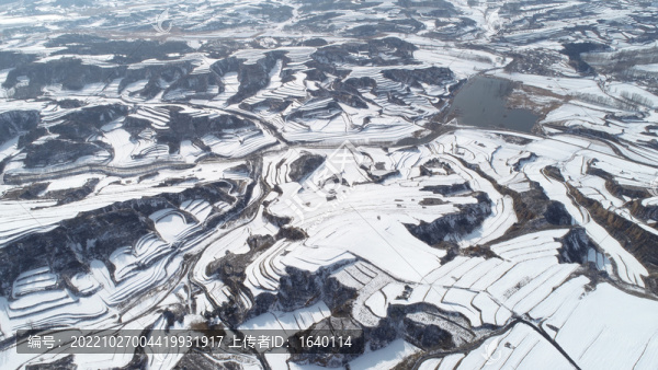 雪后的壽陽(yáng)梯田