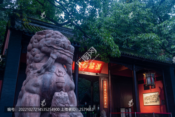 武侯祠大門獅子夜景