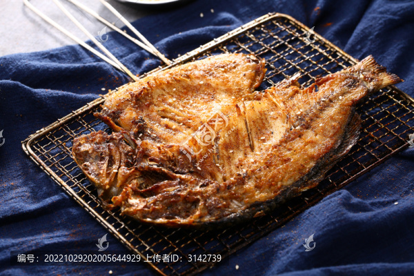 烤鯽魚