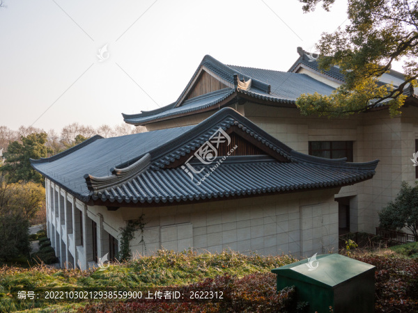 灰色仿古瓦新中式歇山頂