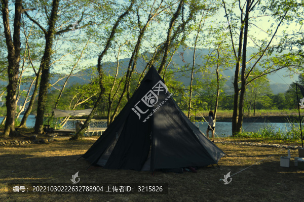 戶外帳篷露營(yíng)