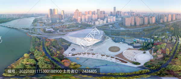 清晨的盛京大劇院