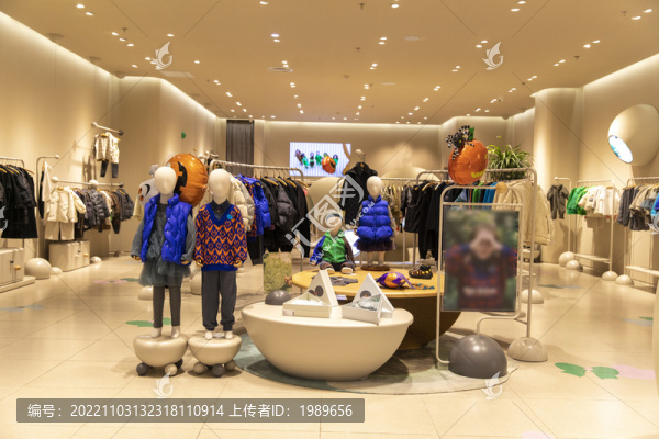 時(shí)尚女裝店