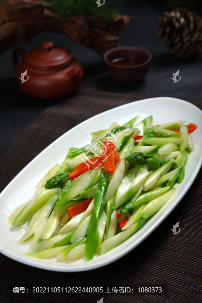 清炒蘆筍