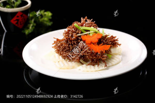 淮山炒龍爪菇
