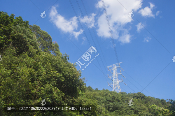 高山之上的鐵塔