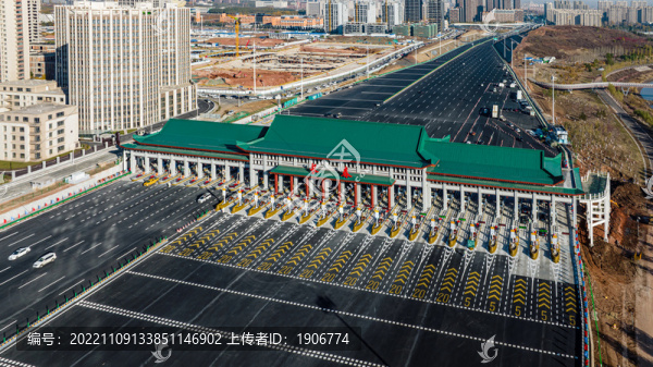 長春新南高速路口建筑景觀