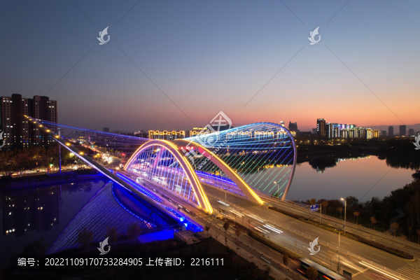 寧夏銀川鳳凰橋夜景城市地標
